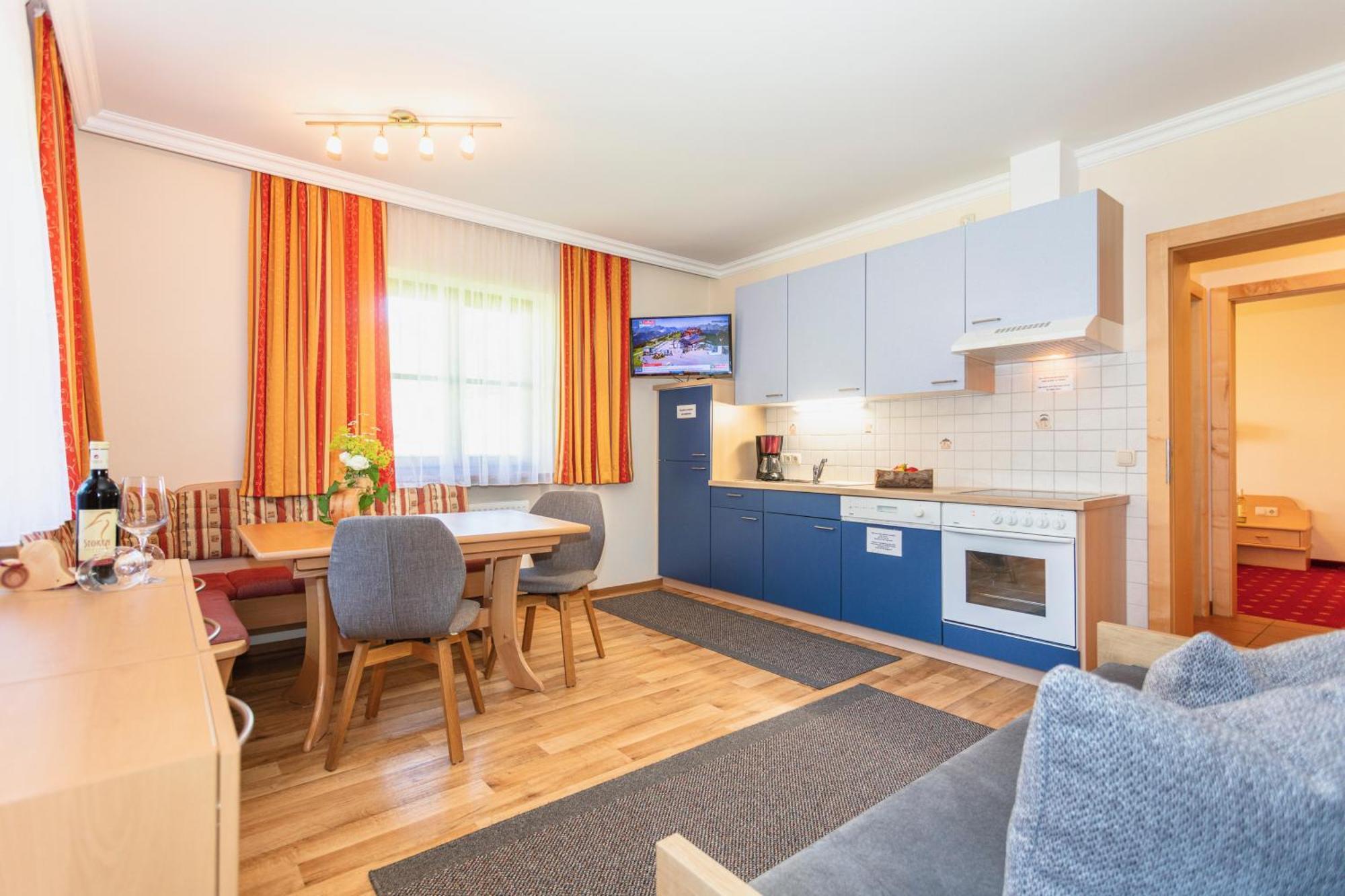 Obertaxinghof Apartamento *