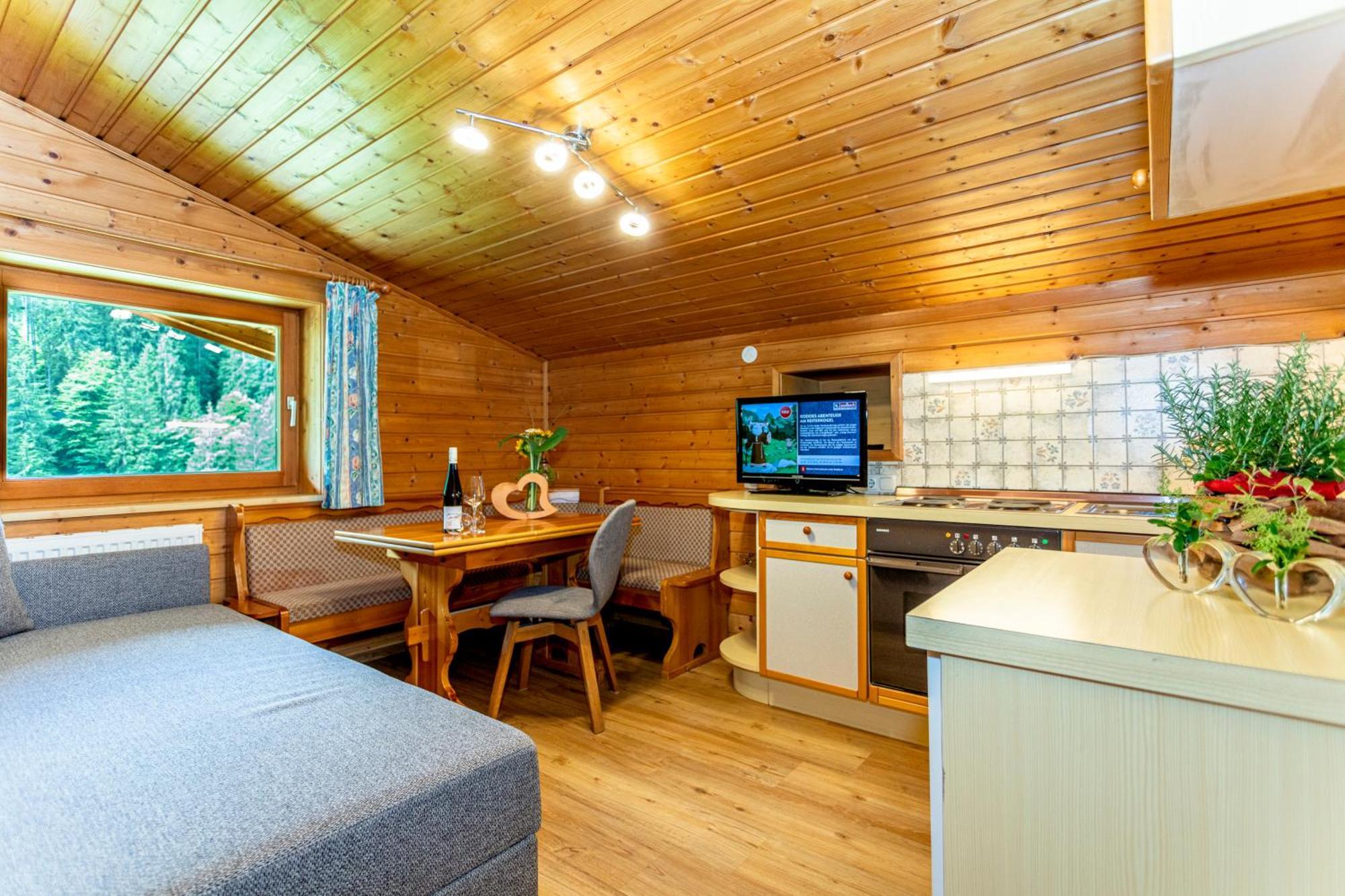 Obertaxinghof Apartamento *